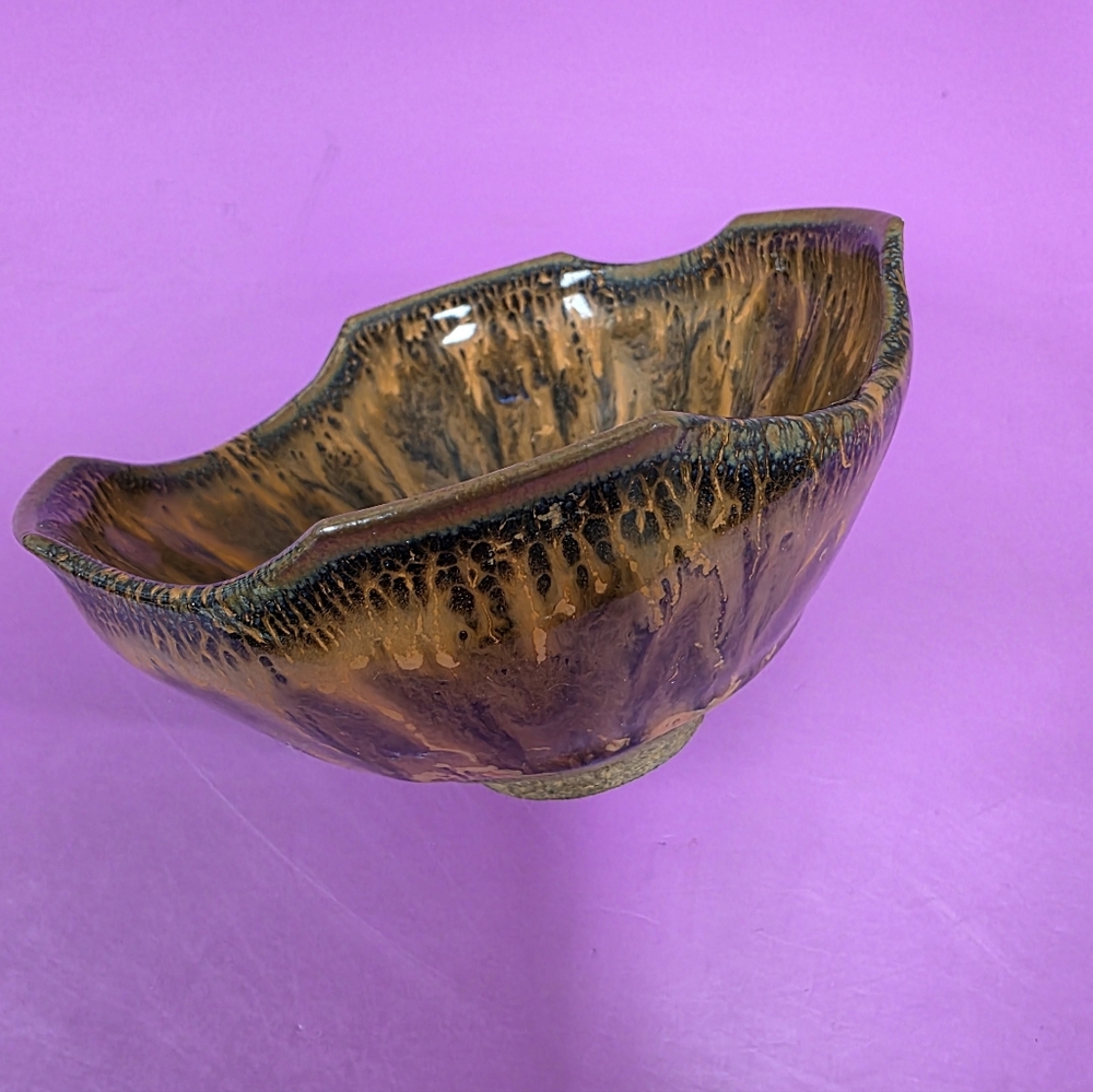 Chinese Porcelain Bowl With Multiple Colors - Picture 3 of 8